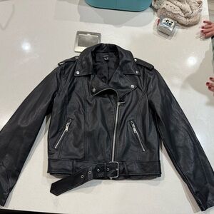 Forever 21 belted faux leather pleather jacket black size m